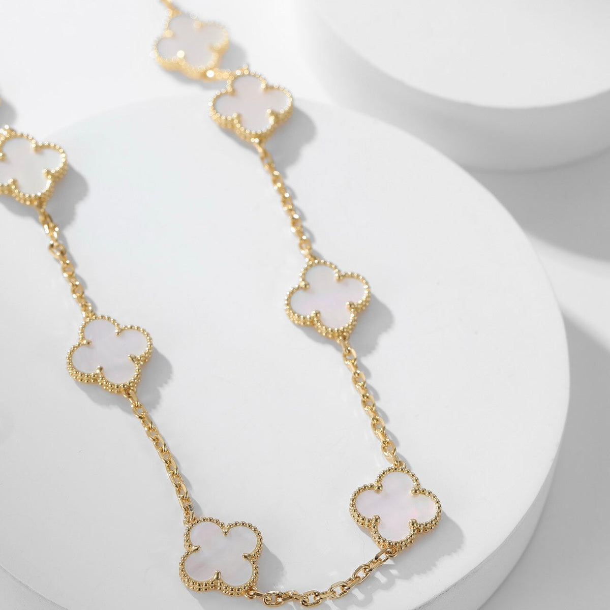 [Avelora Jewelry ]CLOVER 10 MOTIFS WHITE MOTHER OF PEARL NECKLACE