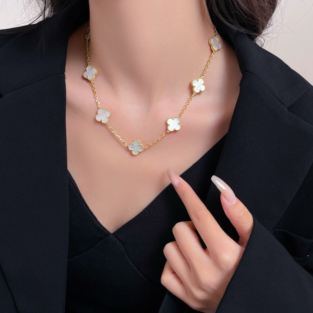 [Avelora Jewelry ]CLOVER 10 MOTIFS WHITE MOTHER OF PEARL NECKLACE