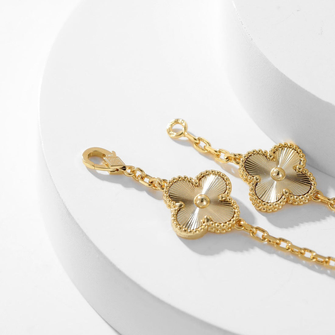 [Avelora Jewelry ]CLOVER 10 MOTIFS LASER NECKLACE