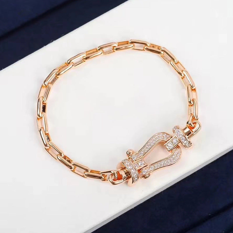 [Avelora Jewelry ]FORCE LARGE HORSESHOE CLASP  METAL BRACELET