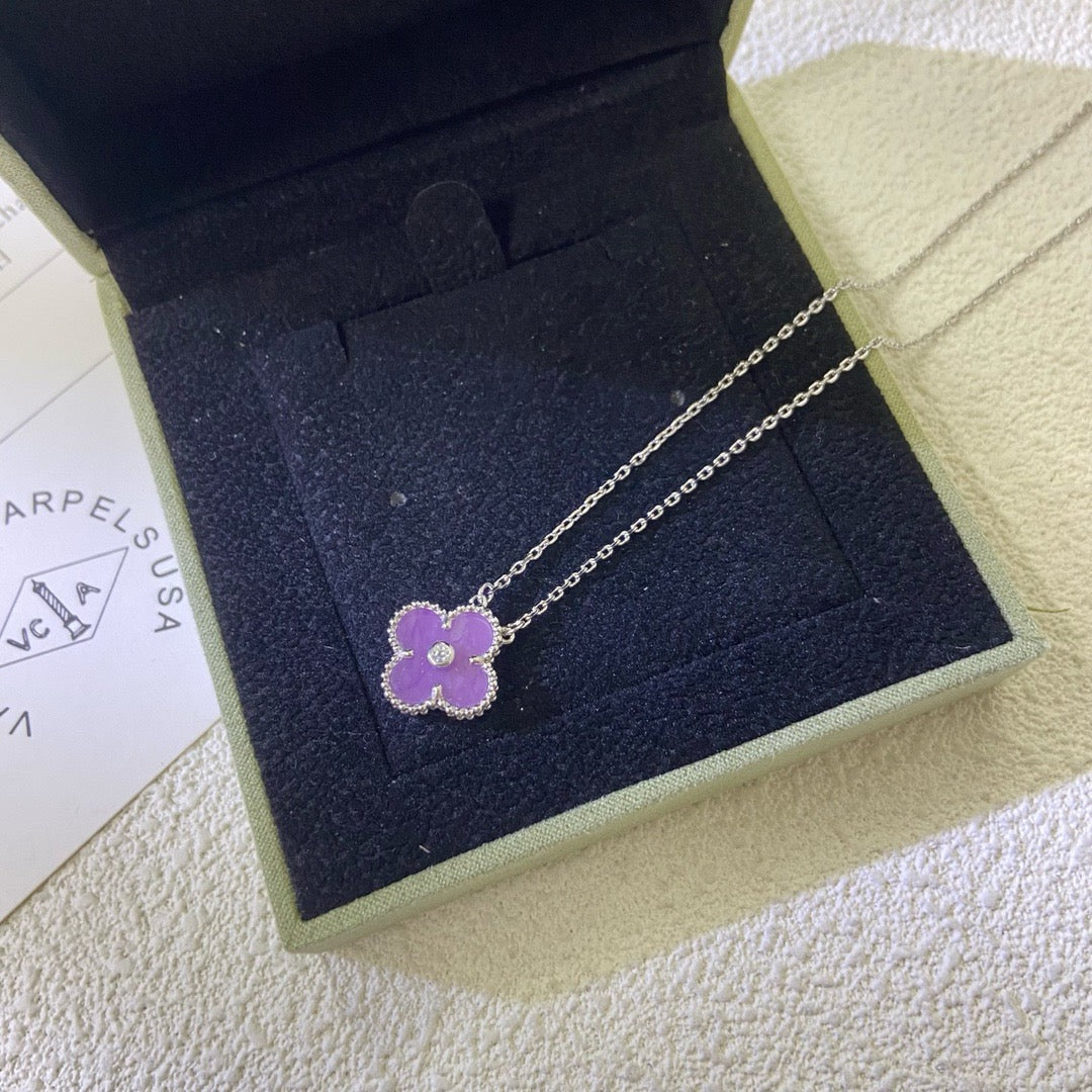 [Avelora Jewelry ]CLOVER 15MM DIAMOND  PURPLE VIOLET NECKLACE
