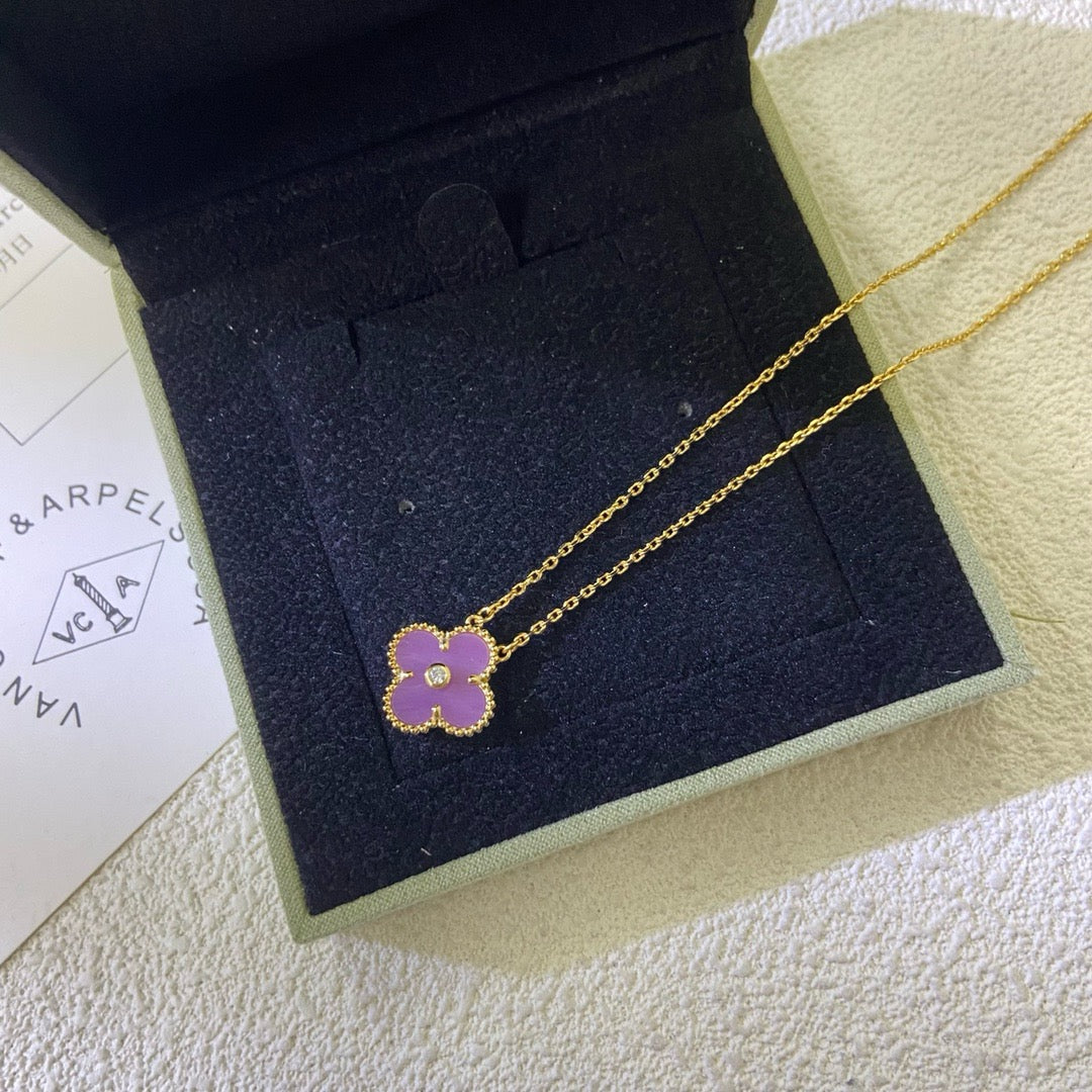 [Avelora Jewelry ]CLOVER 15MM DIAMOND  PURPLE VIOLET NECKLACE