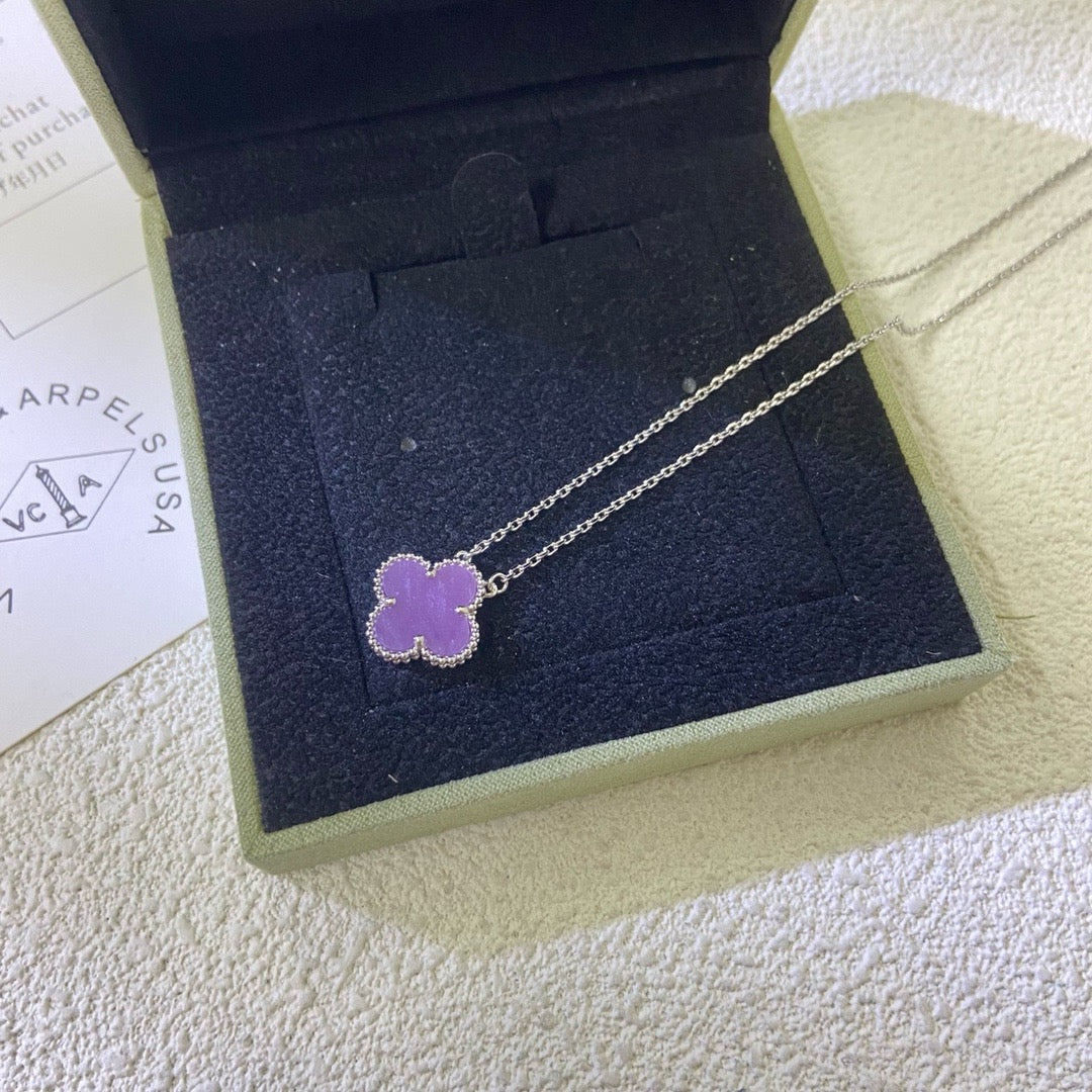 [Avelora Jewelry ]CLOVER 15MM  PURPLE VIOLET NECKLACE