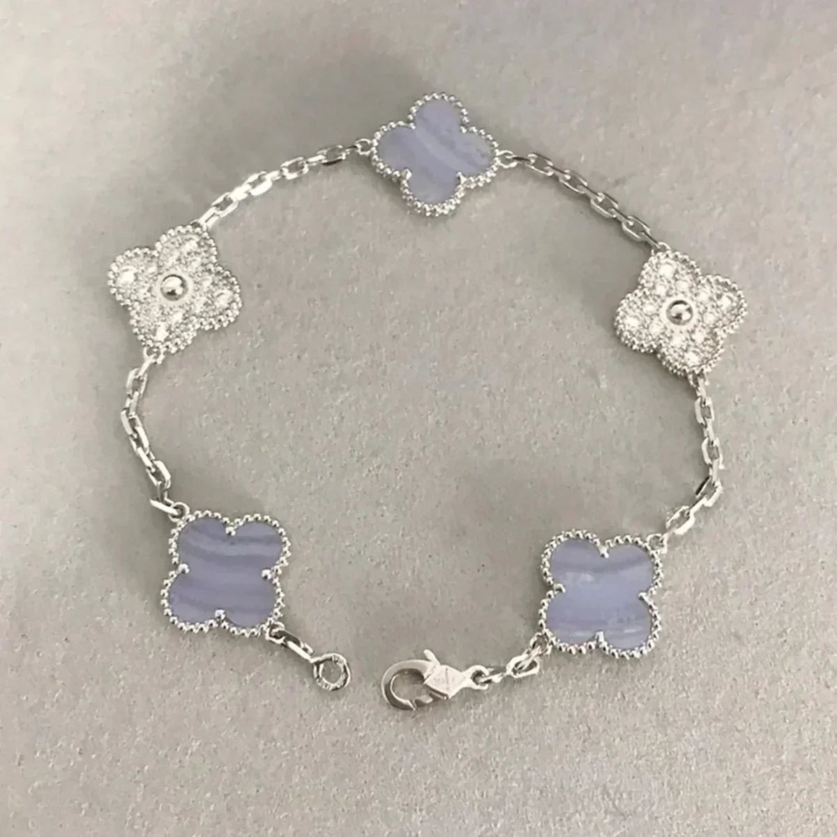 [Avelora Jewelry ] CLOVER 5 MOTIF PURPLE CHALCEDONY BRACELET COLLECTION