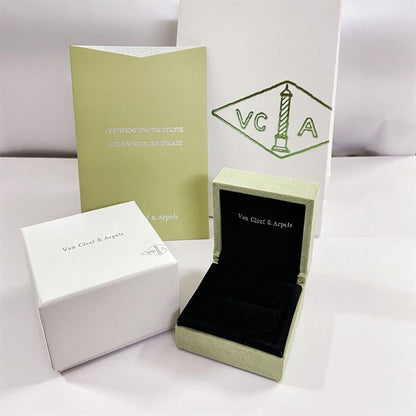[Avelora]CLOVER BRAND JEWELRY BOX