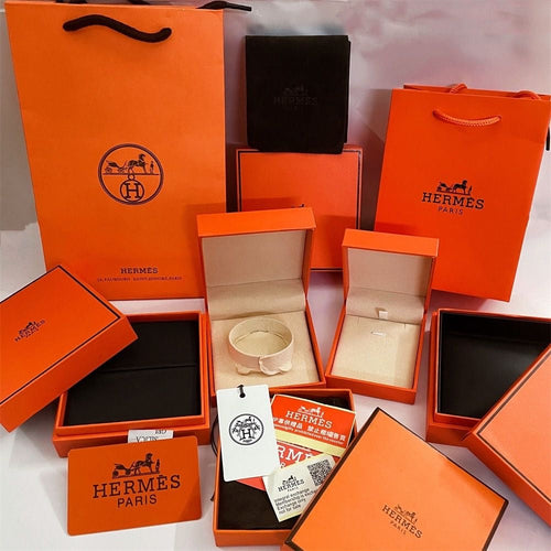 [Avelora]HM BRACELET NECKLACE RING BOX GIFT BAG