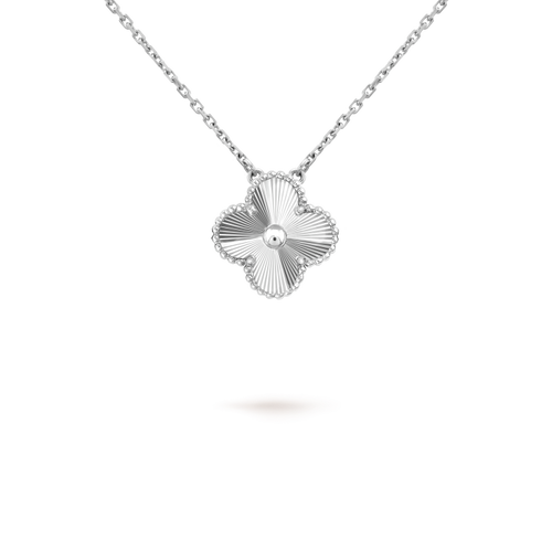 [Avelora]15MM CLOVER FLOWER PENDANT NECKLACE WHITE GOLD COLLECTION