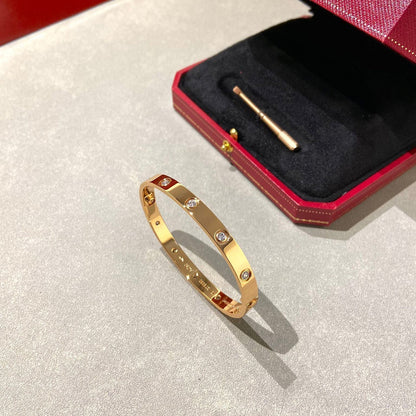 [Avelora]CLASSIC 6.1MM LOVE BANGLE - 10-DIAMOND