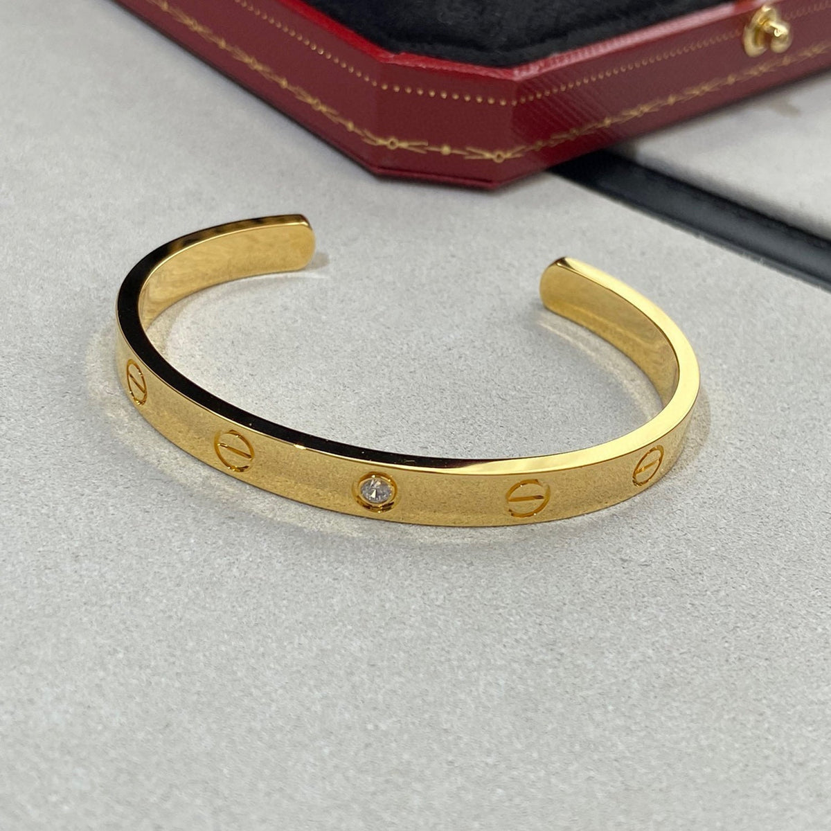 [Avelora Jewelry ]LOVE BRACELET 6.1MM 1 DIAMOND OPEN CUFF