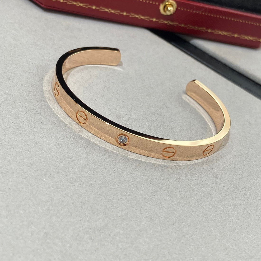 [Avelora Jewelry ]LOVE BRACELET 6.1MM 1 DIAMOND OPEN CUFF
