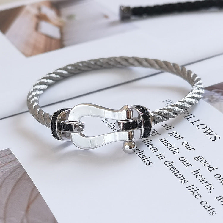 [Avelora Jewelry ]FORCE LARGE HORSESHOE BLACK DIAMOND BRACELET SILVER