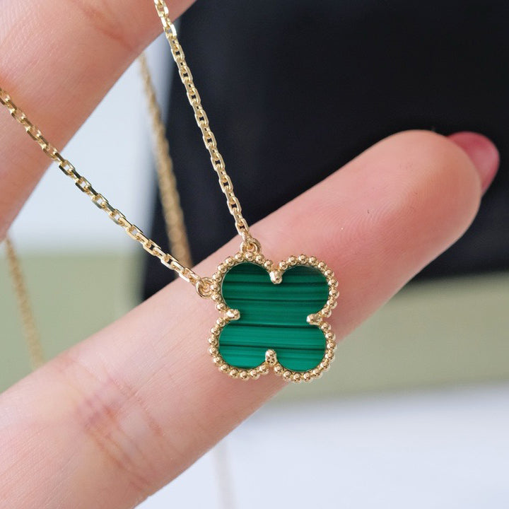 [Avelora Jewelry ]CLOVER 15MM MALACHITE SINGLE FLOWER  NECKLACE
