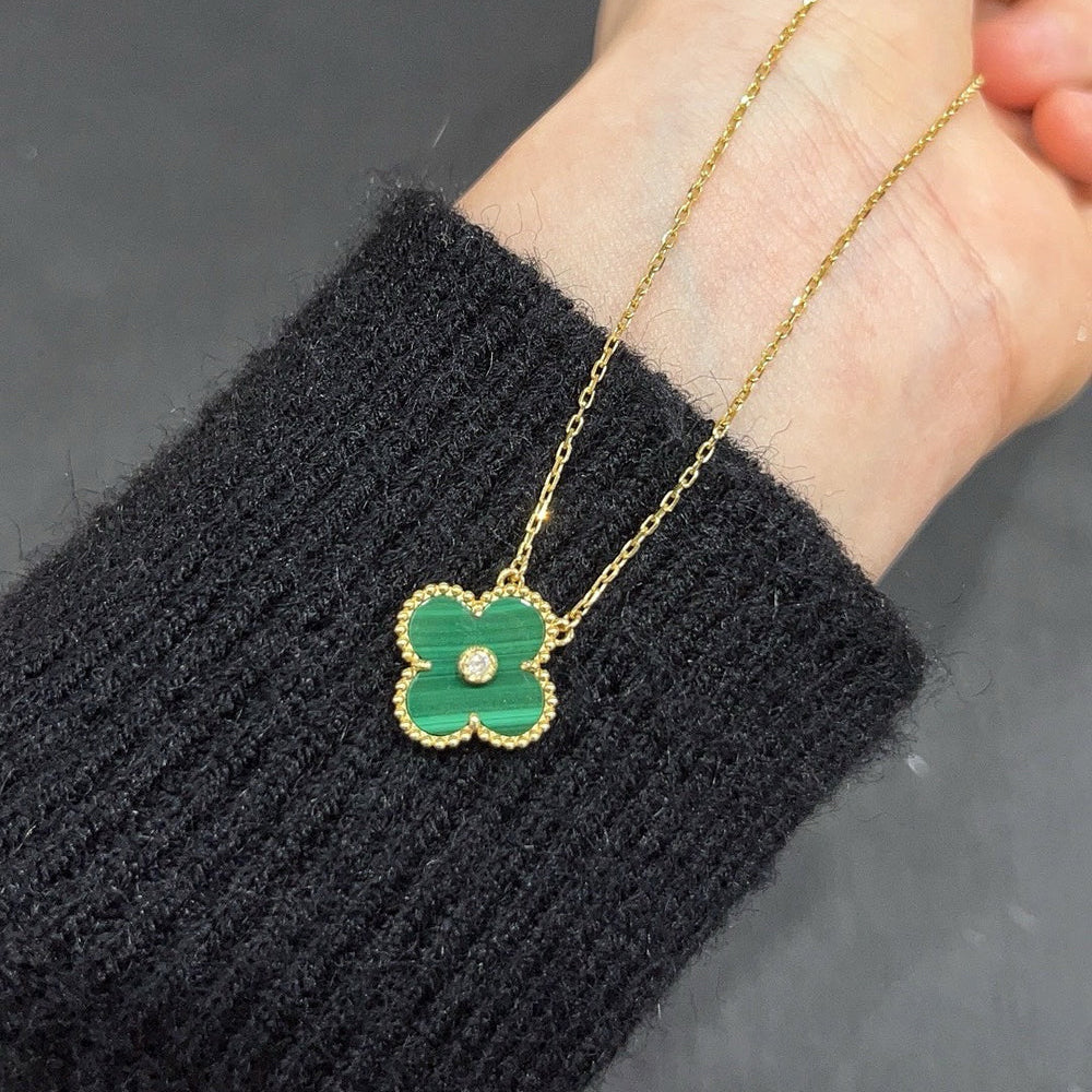 [Avelora Jewelry ]CLOVER 15MM DIAMOND TURQUOISE NECKLACE