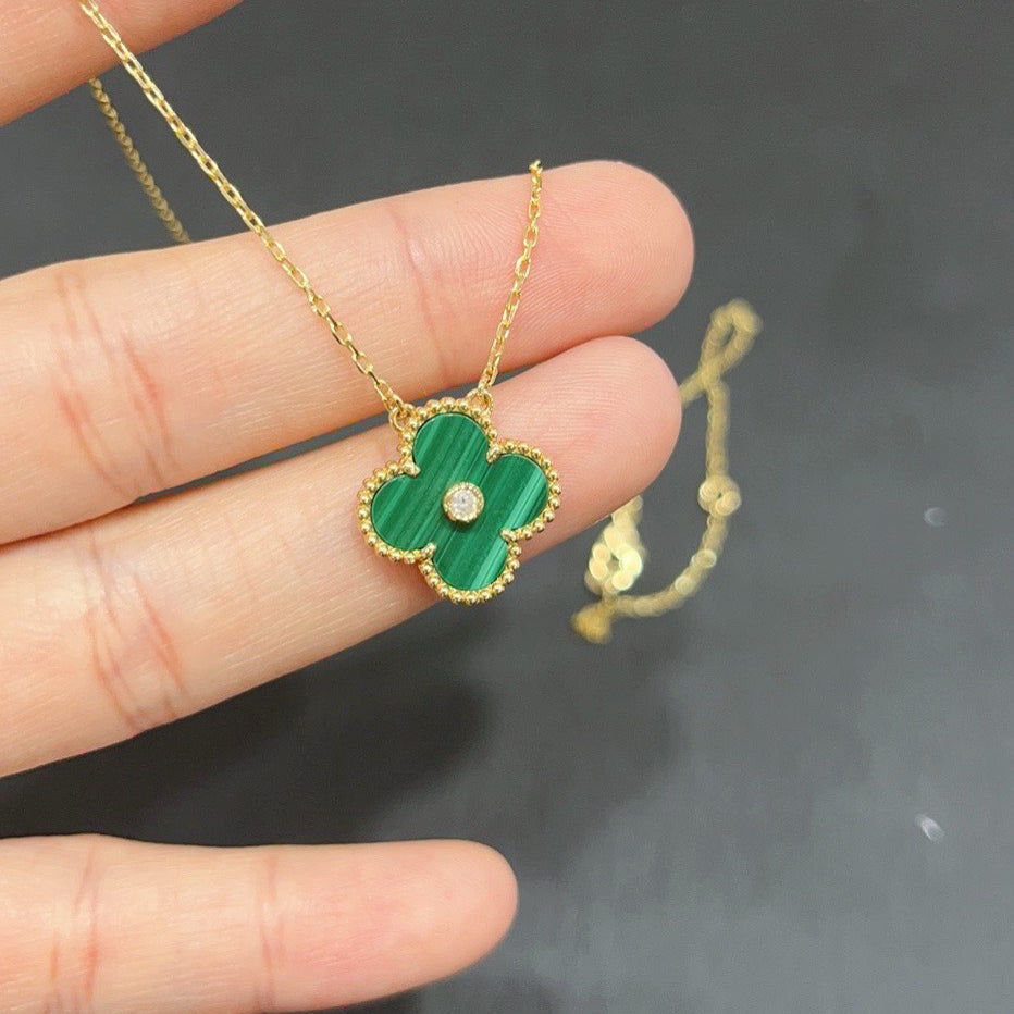 [Avelora Jewelry ]CLOVER 15MM DIAMOND TURQUOISE NECKLACE