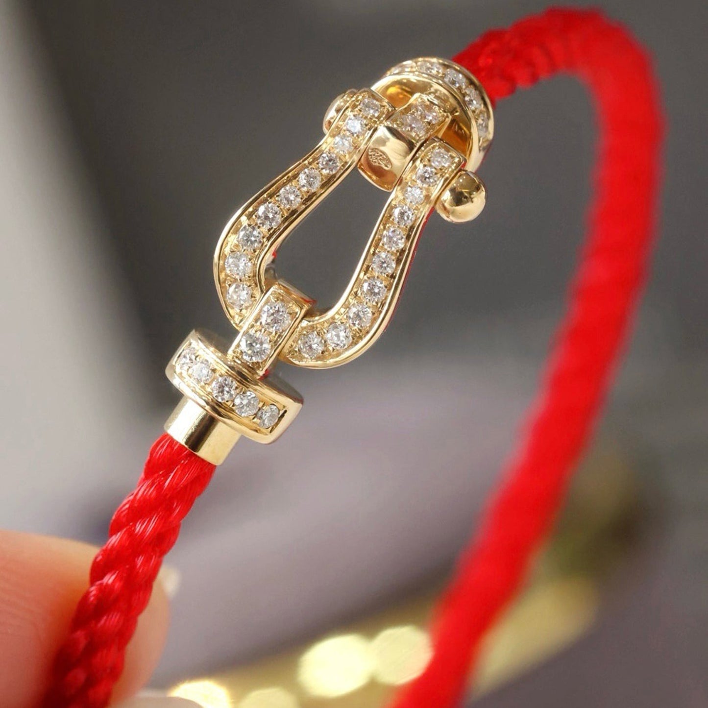 [Avelora]FORCE LARGE HORSESHOE FULL DIAMOND BRACELET - GOLD