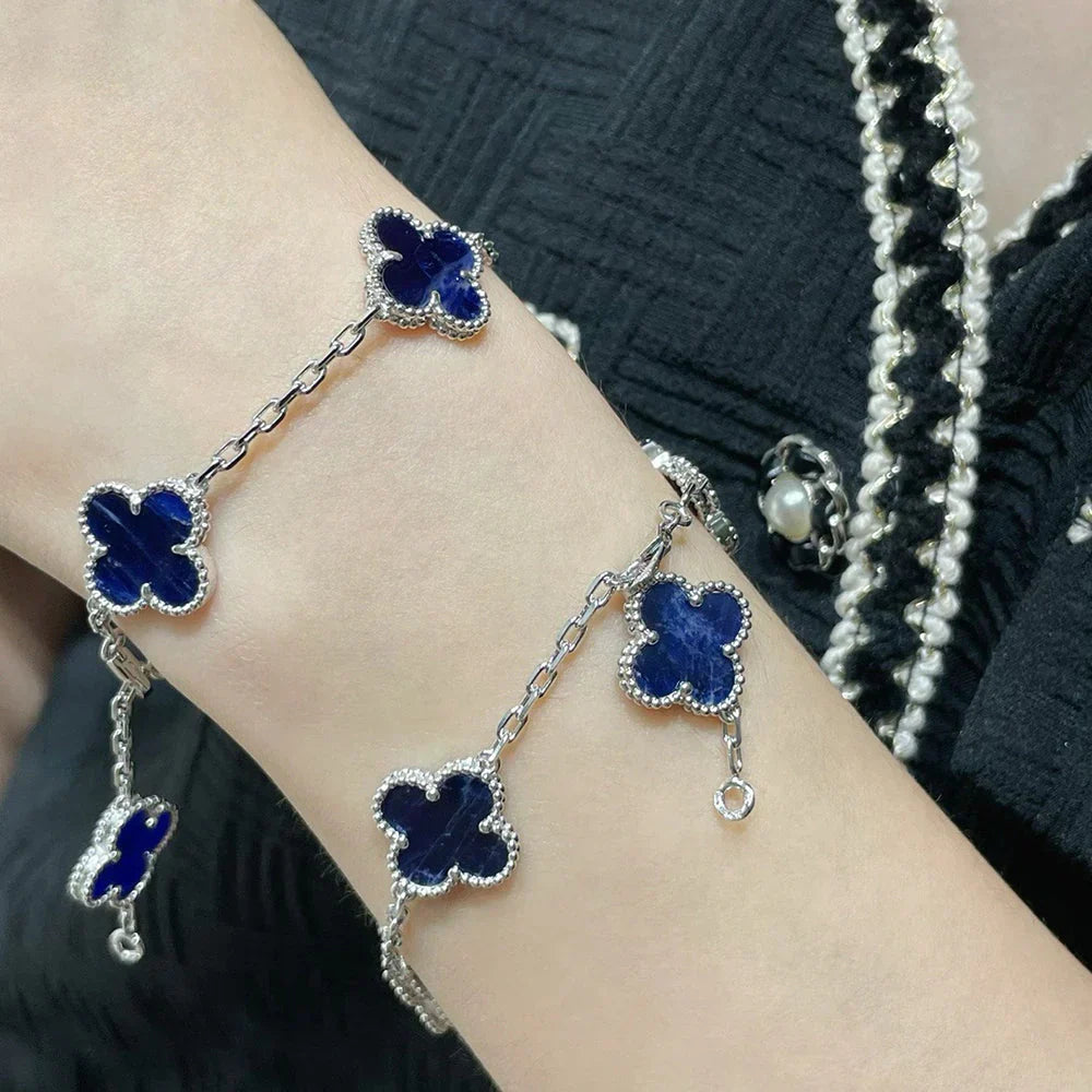 [Avelora]LUCKY CLOVER 5-MOTIF BRACELET - PIETERSITE COLLECTION