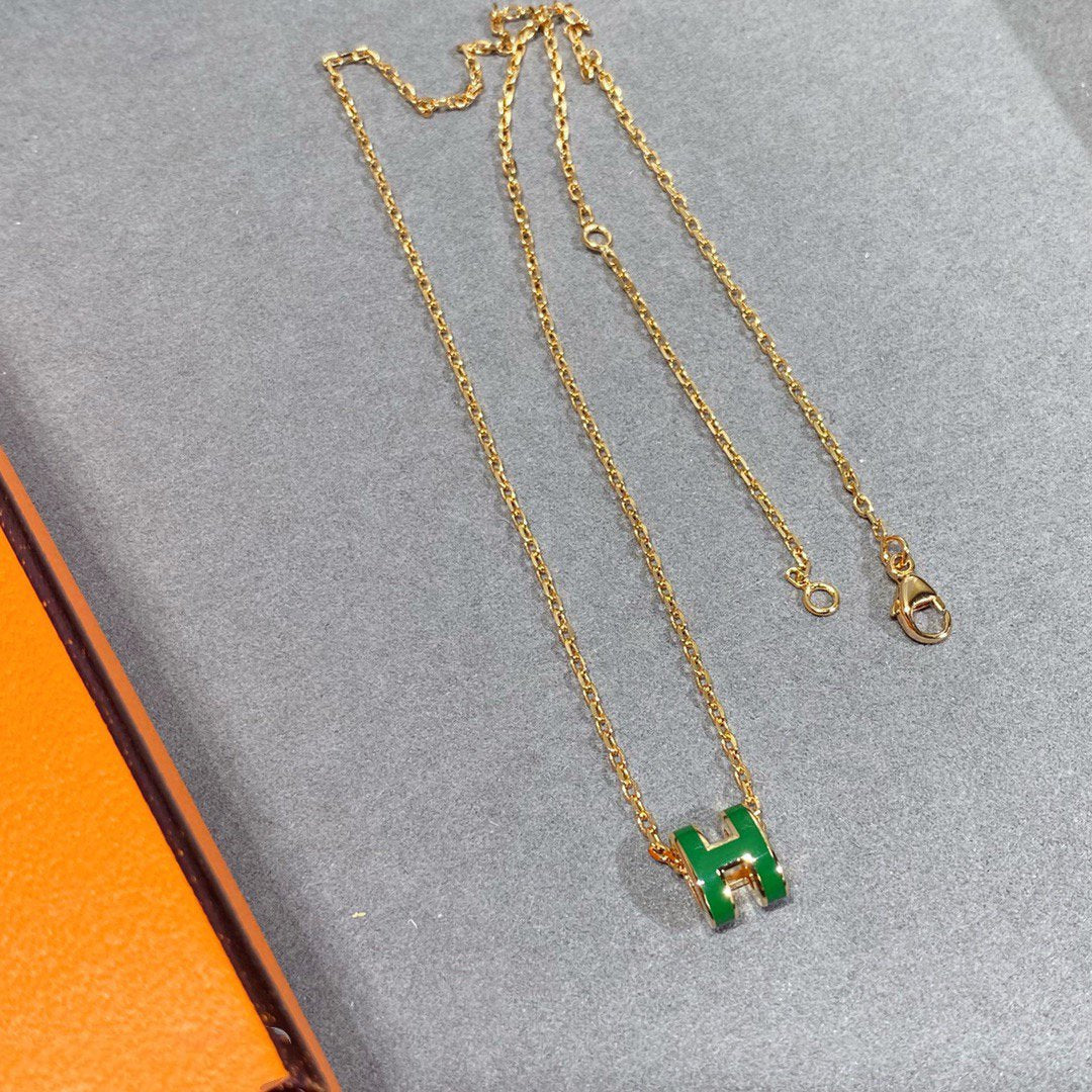 [Avelora Jewelry ]POP H GREEN NECKLACE SILVER AND GOLD