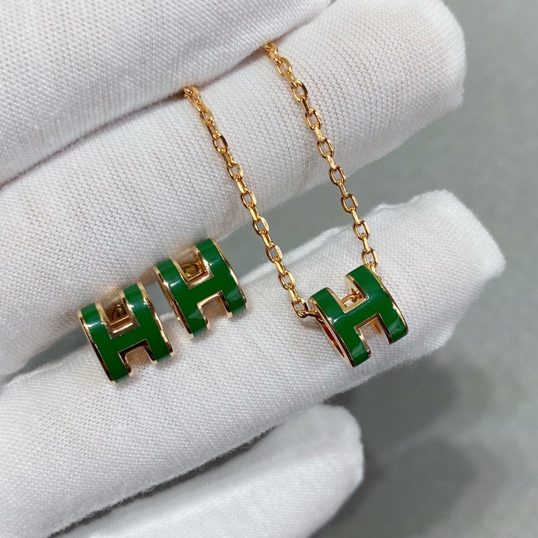[Avelora Jewelry ]POP H GREEN NECKLACE SILVER AND GOLD