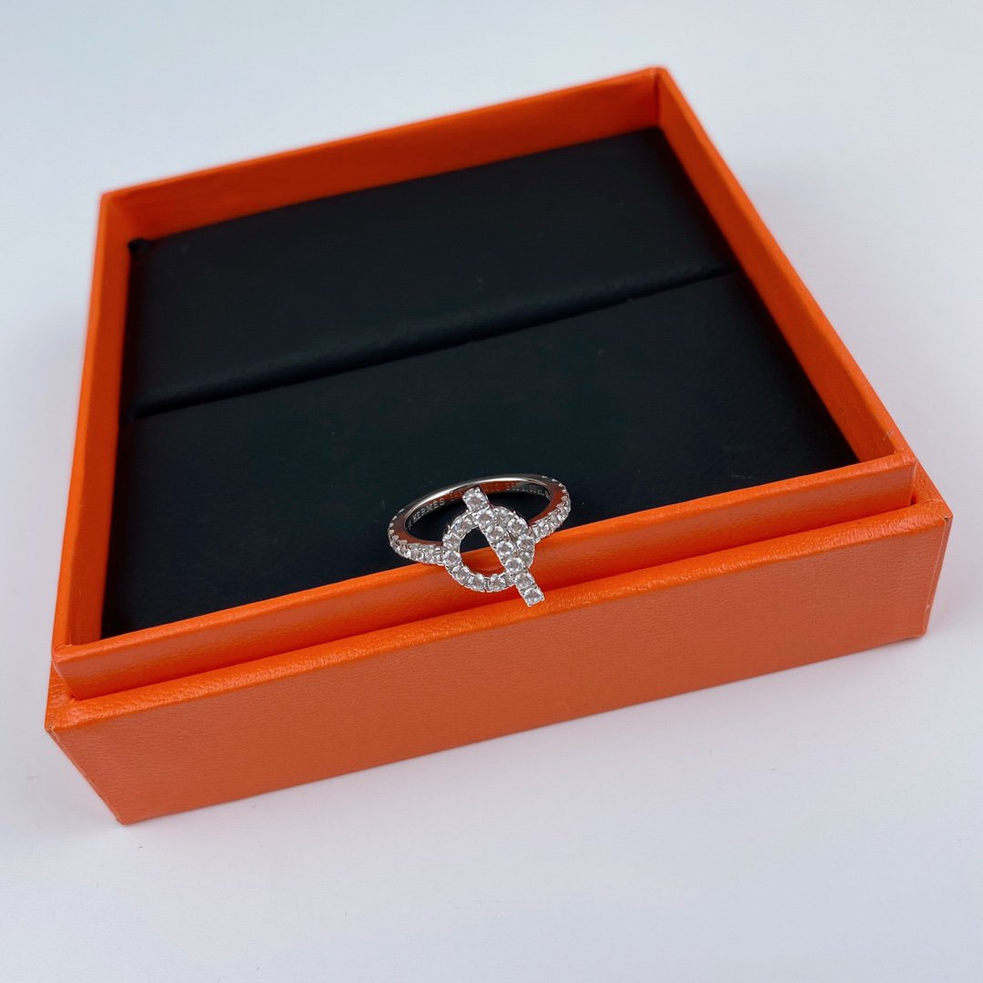 [Avelora Jewelry ]ECHAPPEE RING SILVER DIAMOND