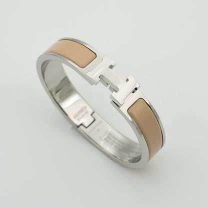 [Avelora]H GREY BRACELET