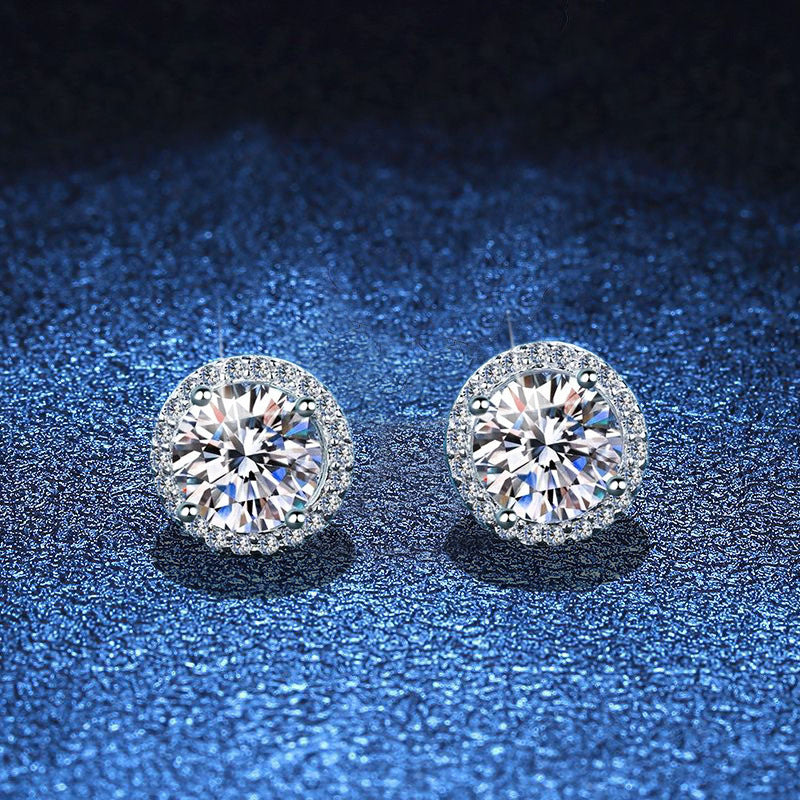 [Avelora]CLASSIC 4-PRONG ROUND MOISSANITE STUD EARRINGS