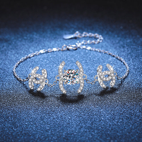 [Avelora]CLASSIC INTERLOCKING MOISSANITE BRACELET