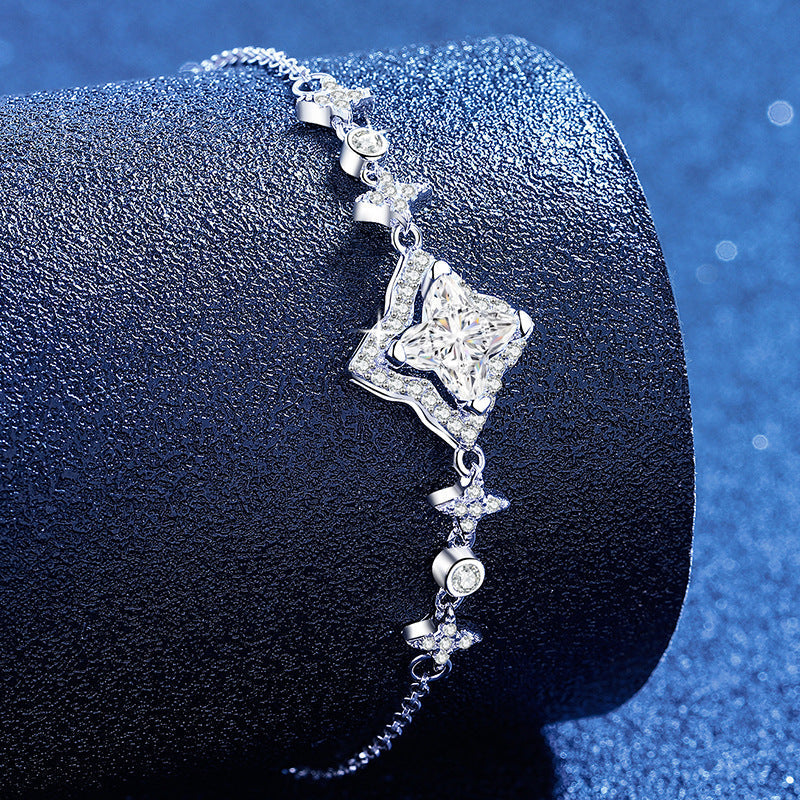 [Avelora]MARQUISE-CLOVER MOISSANITE BRACELET