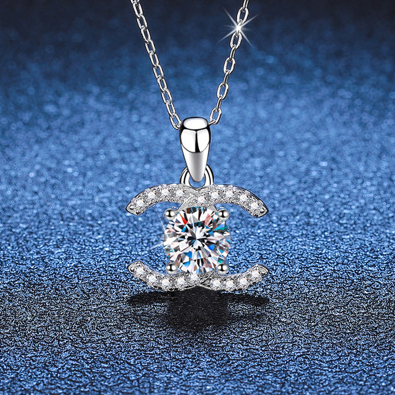[Avelora]CLASSIC INTERLOCKING MOISSANITE PENDANT NECKLACE