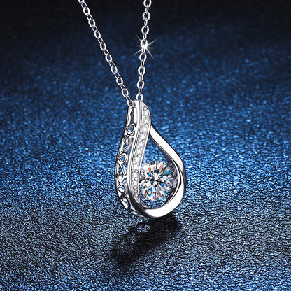 [Avelora]DANCING WATER DROP MOISSANITE NECKLACE