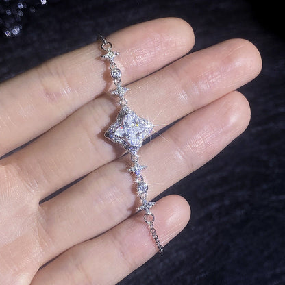 [Avelora]MARQUISE-CLOVER MOISSANITE BRACELET