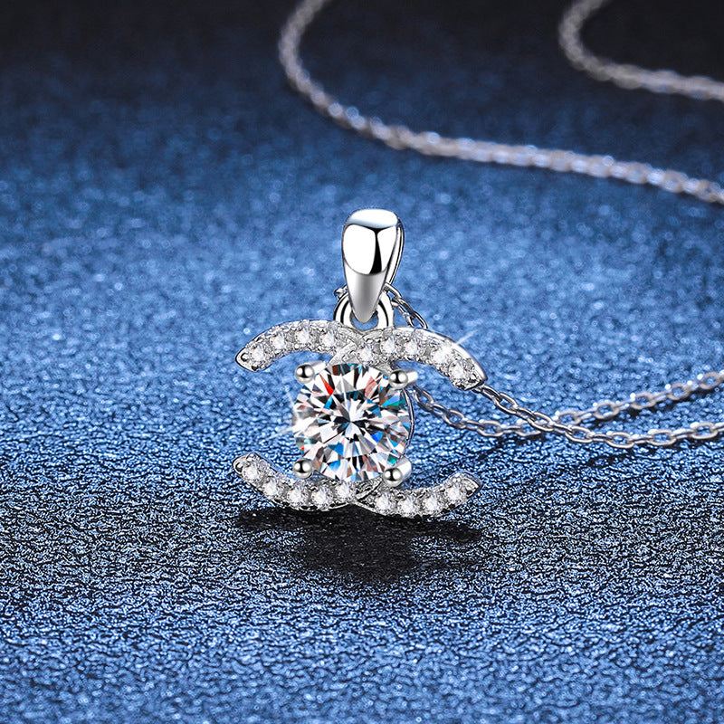 [Avelora]CLASSIC INTERLOCKING MOISSANITE PENDANT NECKLACE