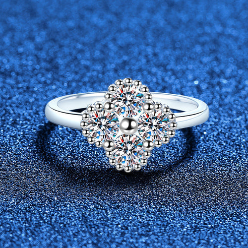 [Avelora]ELEGANT FOUR-LEAF CLOVER MOISSANITE RING