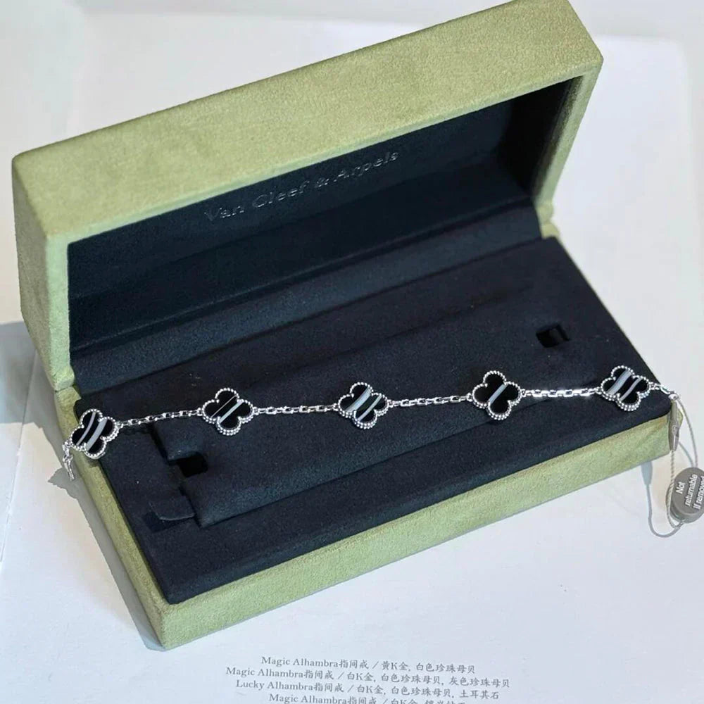 [Avelora Jewelry ] CLOVER 5 MOTIF PULSAR STONE BRACELET COLLECTION