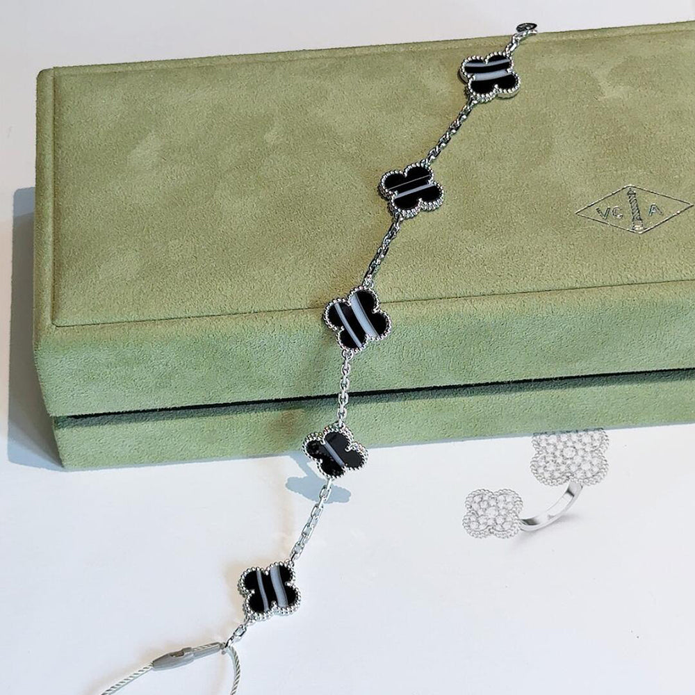 [Avelora Jewelry ]CLOVER 5 MOTIF VEINED ONYX BRACELET SILVER