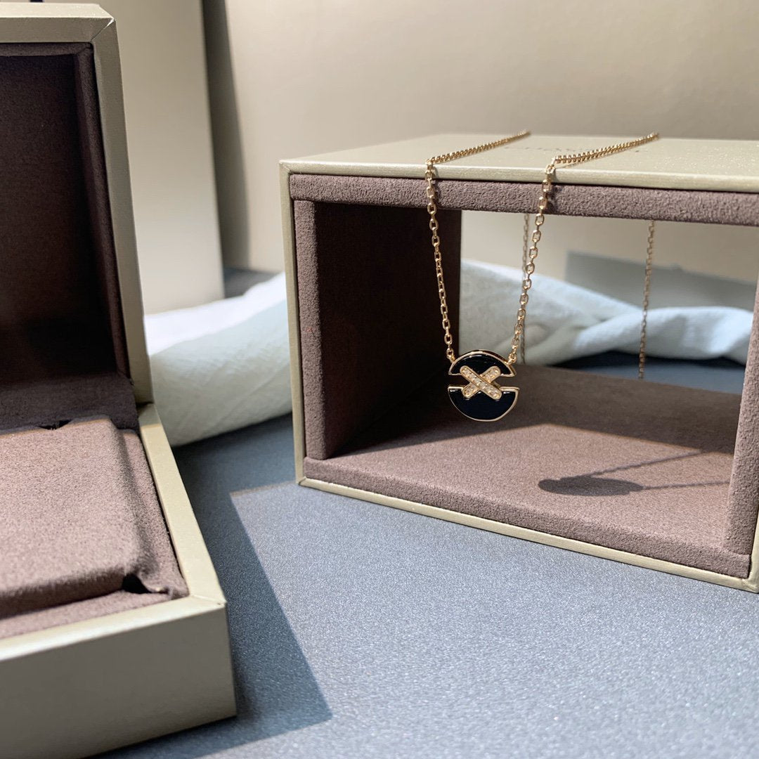 [Avelora Jewelry ]JEUX DE PINK GOLD DIAMOND NECKLACE