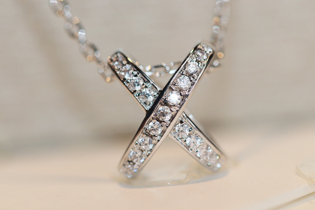[Avelora]JEUX DE DIAMOND NECKLACE