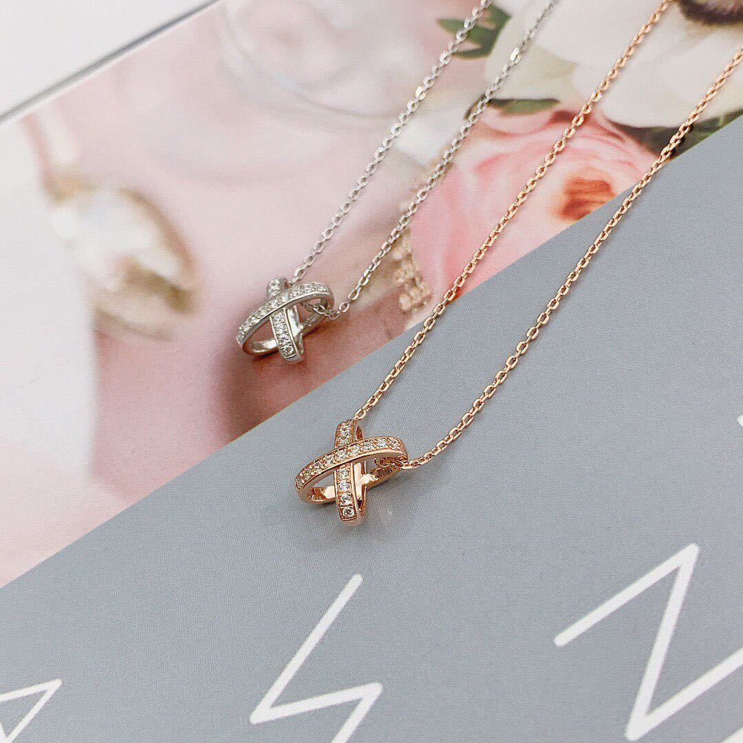 [Avelora]JEUX DE DIAMOND NECKLACE