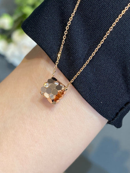 [Avelora]BEE LOVE DIAMOND NECKLACE