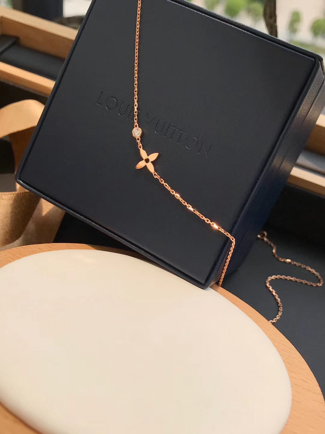 [Avelora Jewelry ]BLOSSOM PENDANT PINK GOLD AND DIAMOND