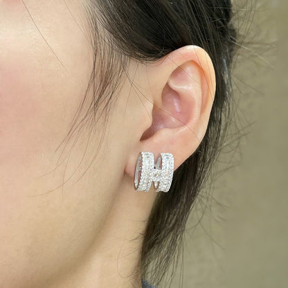 [Avelora]H STUD EARRINGS WITH SILVER DIAMONDS