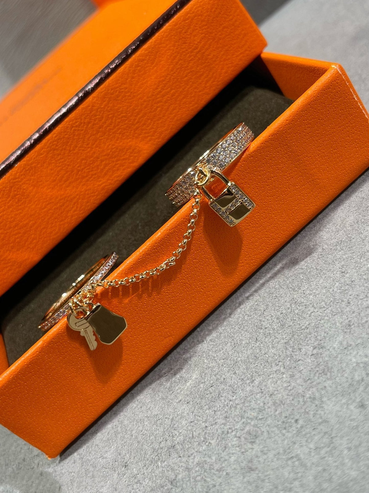 [Avelora Jewelry ]HM KELLY CLOCHETTE DOUBLE RING IN  WITH DIAMONDS