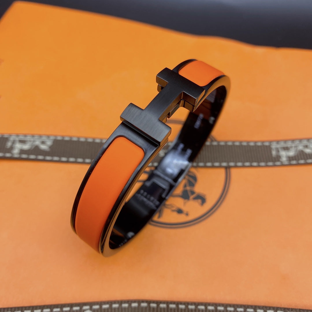 [Avelora]CLIC HM SO BLACK OREGAN BRACELET