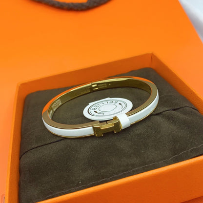 [Avelora]CLASSIC HM CLIC WHITE 8MM ENAMEL BRACELET