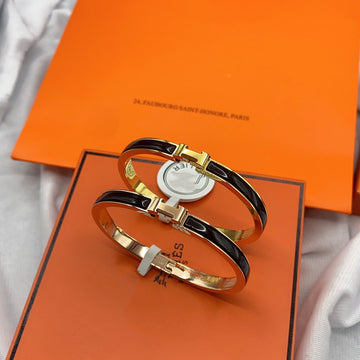 [Avelora Jewelry ]CLASSIC HM CLIC BLACK 8MM ENAMEL BRACELET