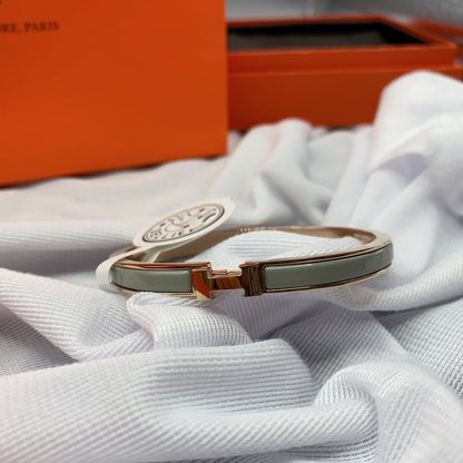 [Avelora]CLASSIC HM CLIC GREEN 8MM ENAMEL BRACELET