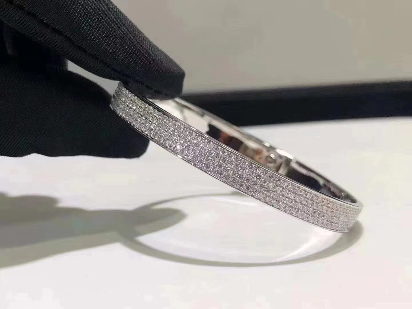 [Avelora]HM KELLY BRACELET IN SILVER AND FULL PAVE DIAMOND