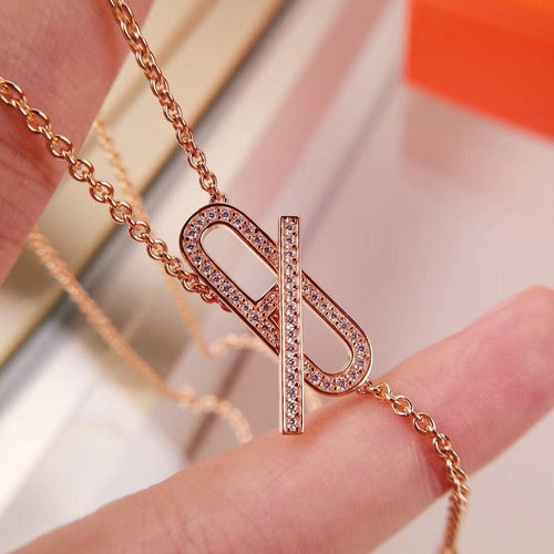 [Avelora]HM FIRE PIG NOSE NECKLACE TRENDY STREET