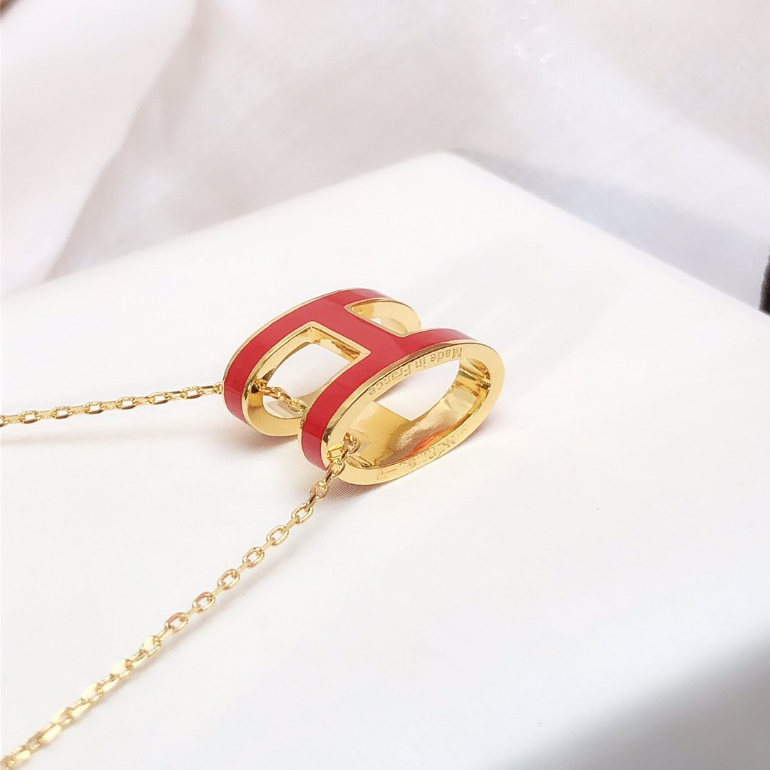 [Avelora Jewelry ]HM CLIC RED ENAMEL GOLD NECKLACE