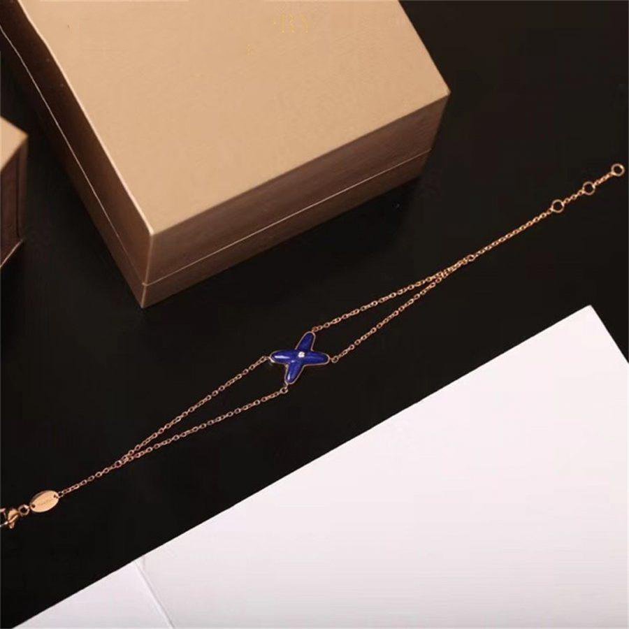 [Avelora]Hollow Design Four-Leaf Clover Flower Shape Ring