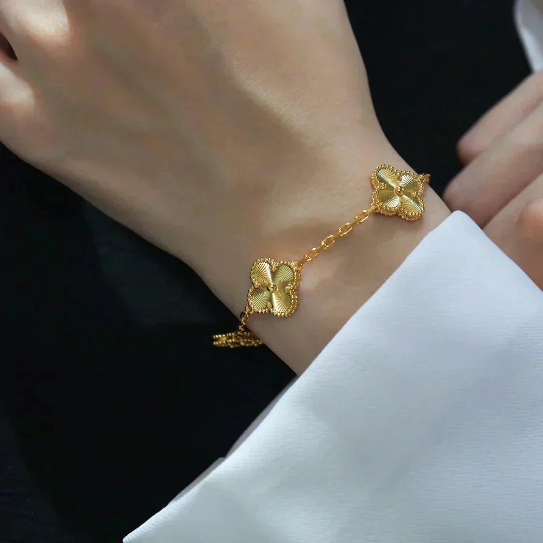 [Avelora Jewelry ] CLOVER 5 MOTIF LASER BRACELET COLLECTION